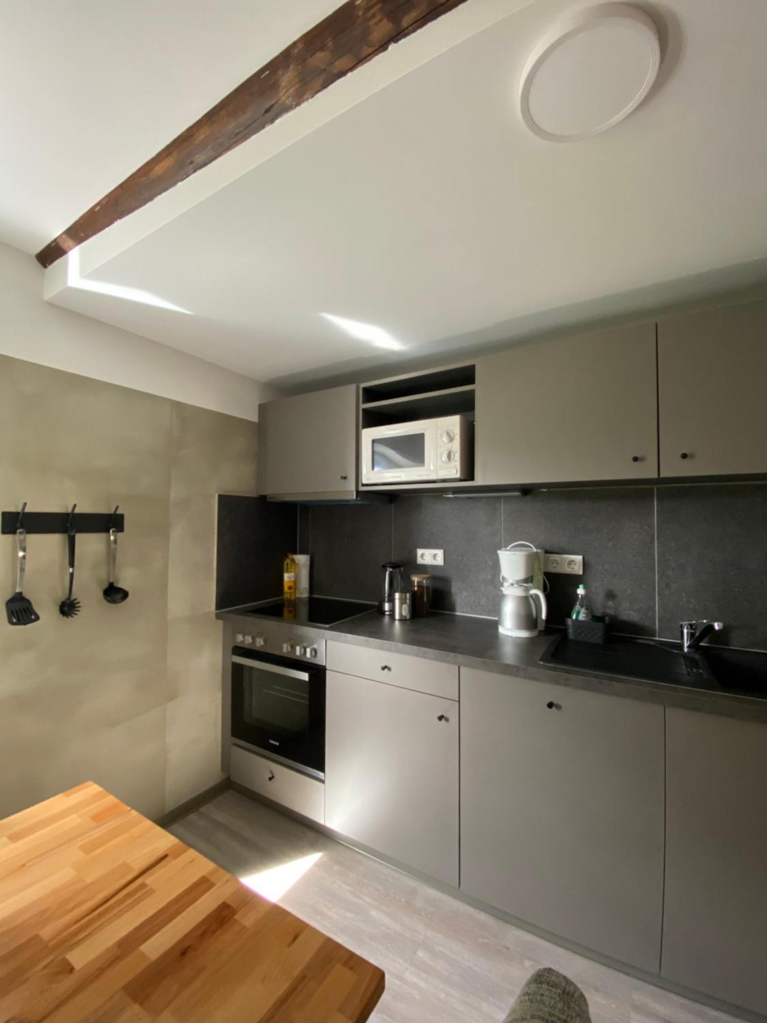 Phoenix Apartments - Monteurwohnung Mit Riesiger Parkflaeche Bielefeld Buitenkant foto