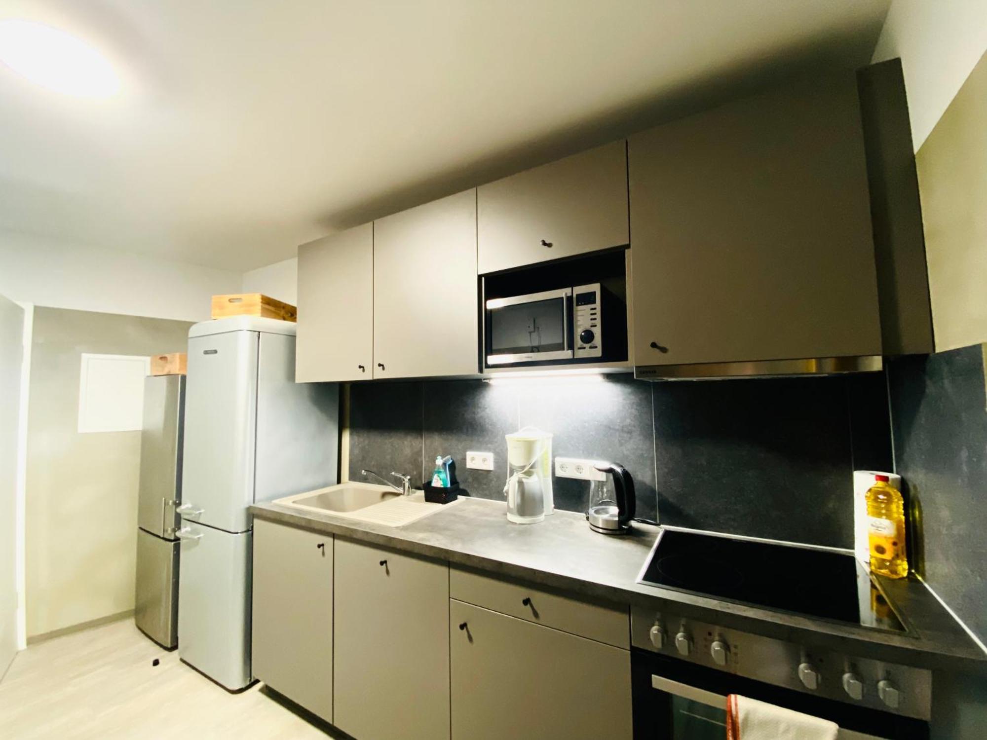 Phoenix Apartments - Monteurwohnung Mit Riesiger Parkflaeche Bielefeld Buitenkant foto
